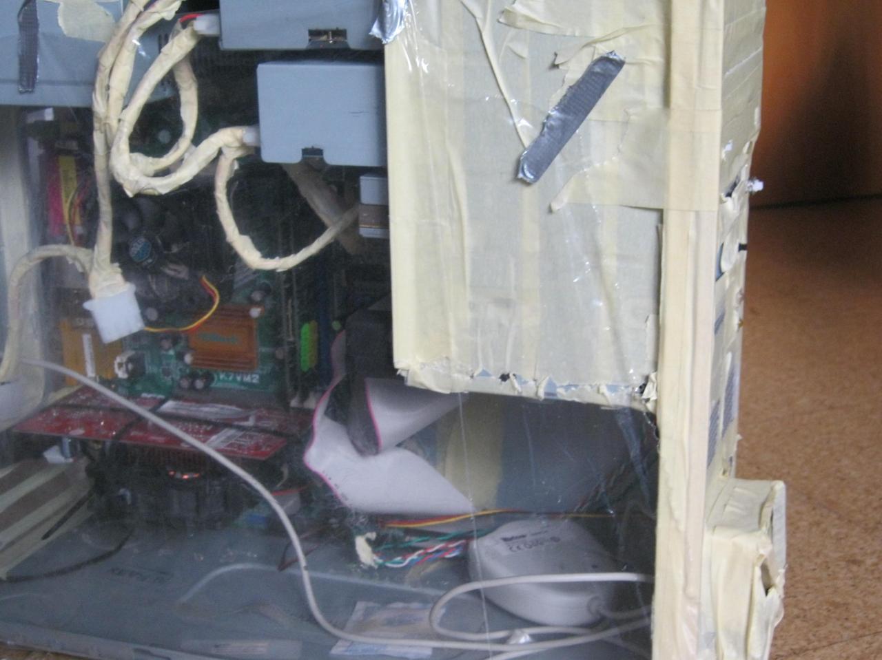 [11/08/2011] Casemod der anderen Art: Quick 'n' Dirty Kreppband-Casemod (43)