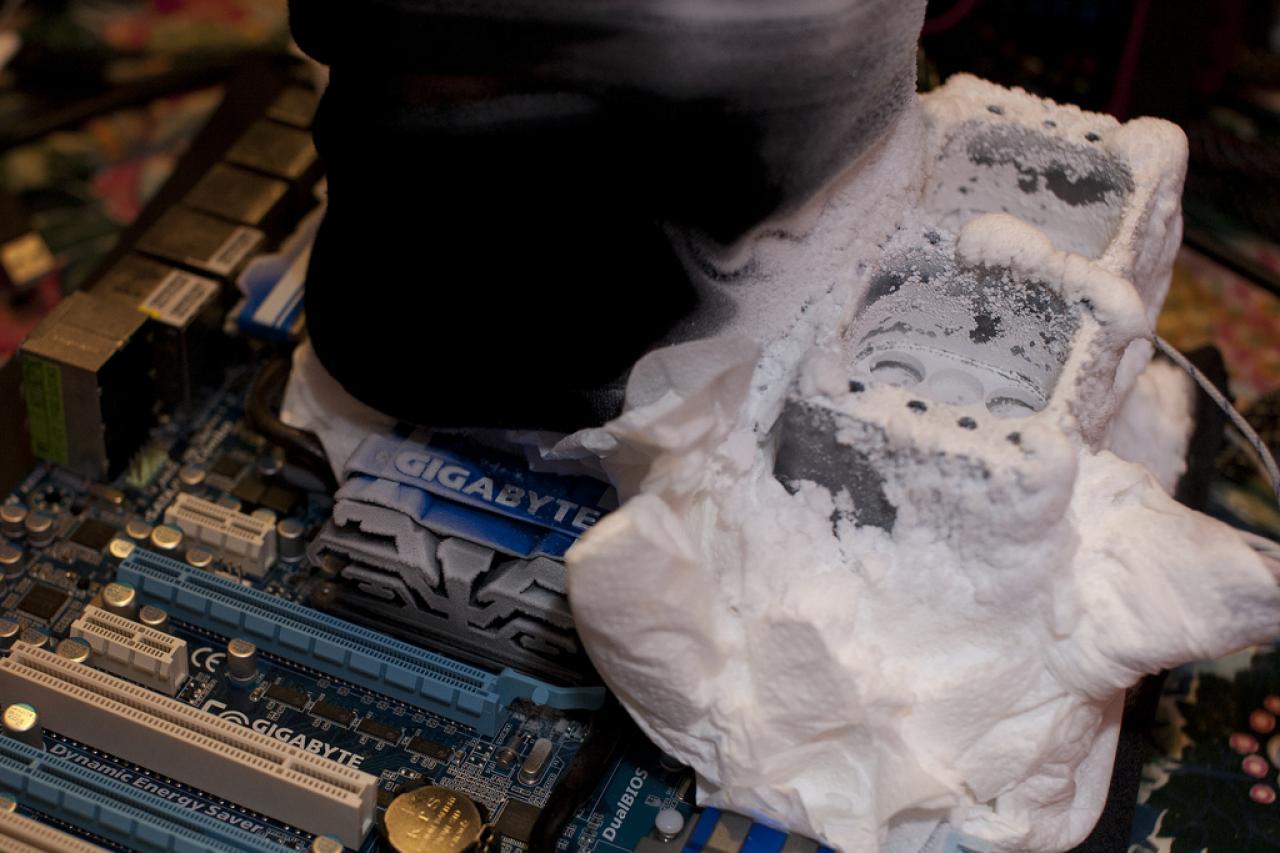 [03/08/2011] RAM: Weltrekord mit zwei HyperX-Modulen von Kinston gebrochen (17)