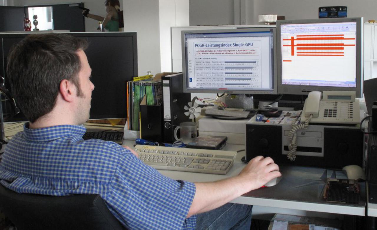 [26/08/2011] Carsten gibt seinem Artikel den letzten Schliff. Wer also in Ausgabe 11/2011 einen Fehler findet, einfach an ca@pcgh.de schicken. 