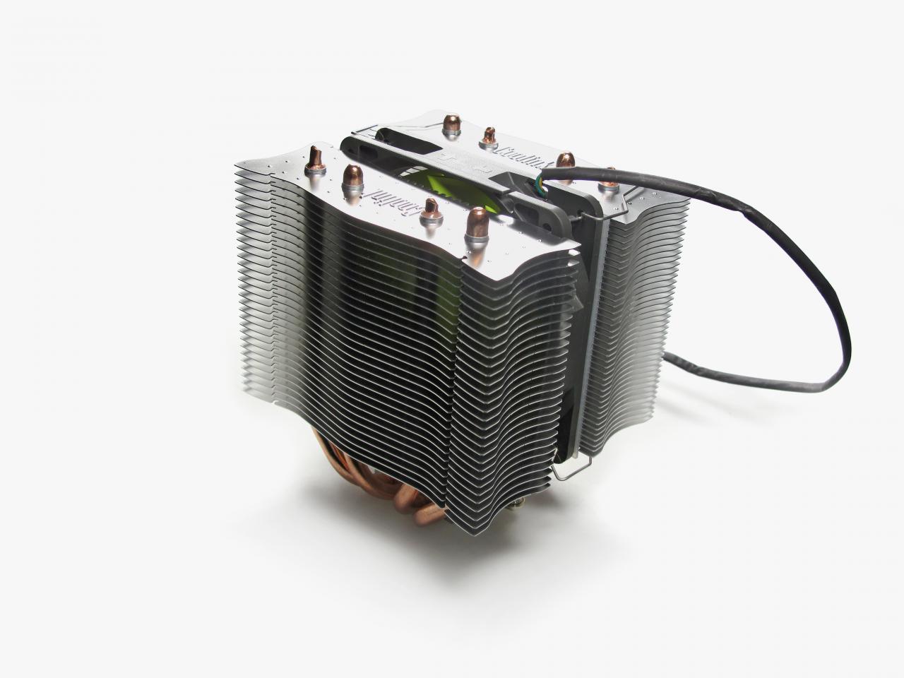 [24/08/2011] Coolink: Corator DS - 1.020 Gramm