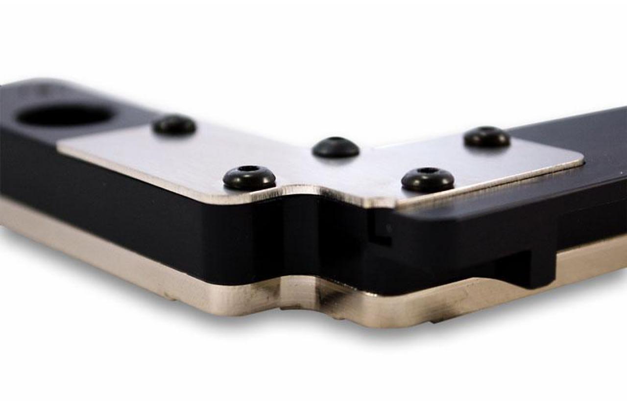 [26/08/2011] EK FB ASUS Crosshair V Acetal EN Nickel 03
