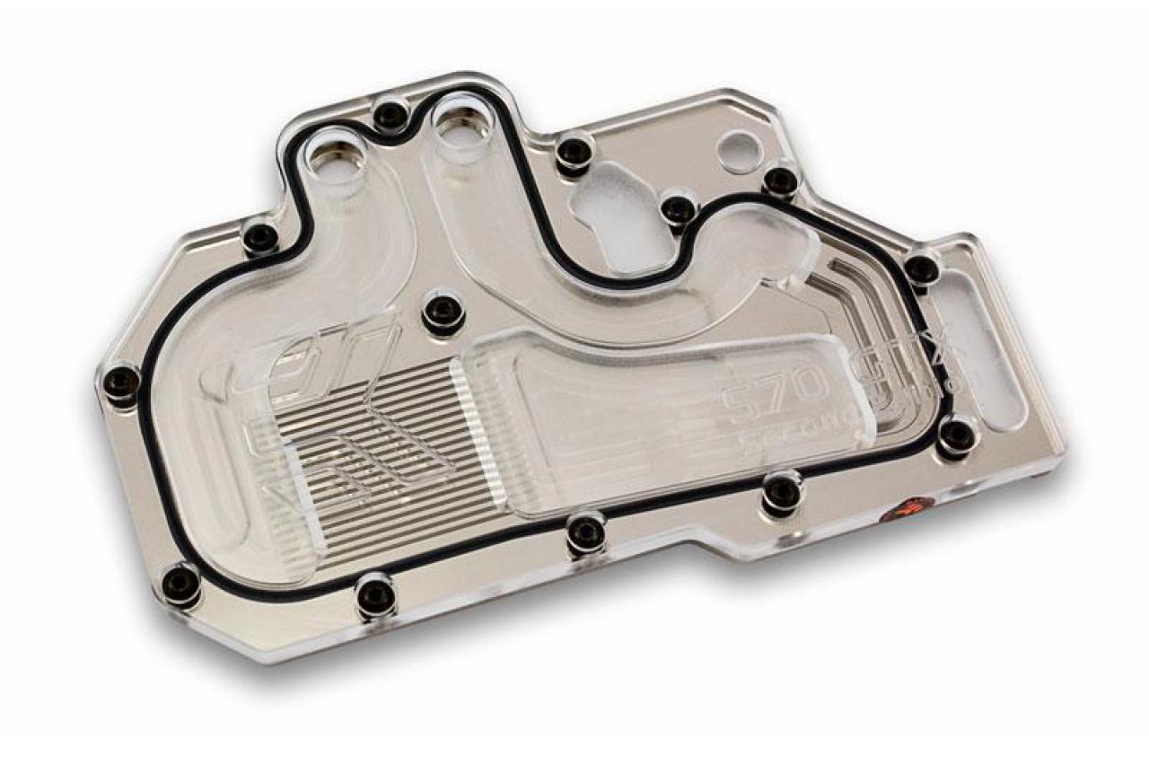 [26/08/2011] EK FC570 GTX SE EN Nickel 01
