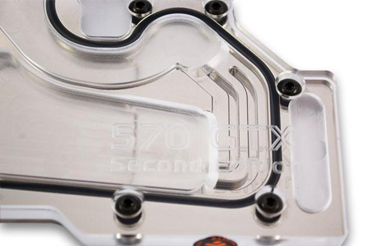 [26/08/2011] EK FC570 GTX SE EN Nickel 05