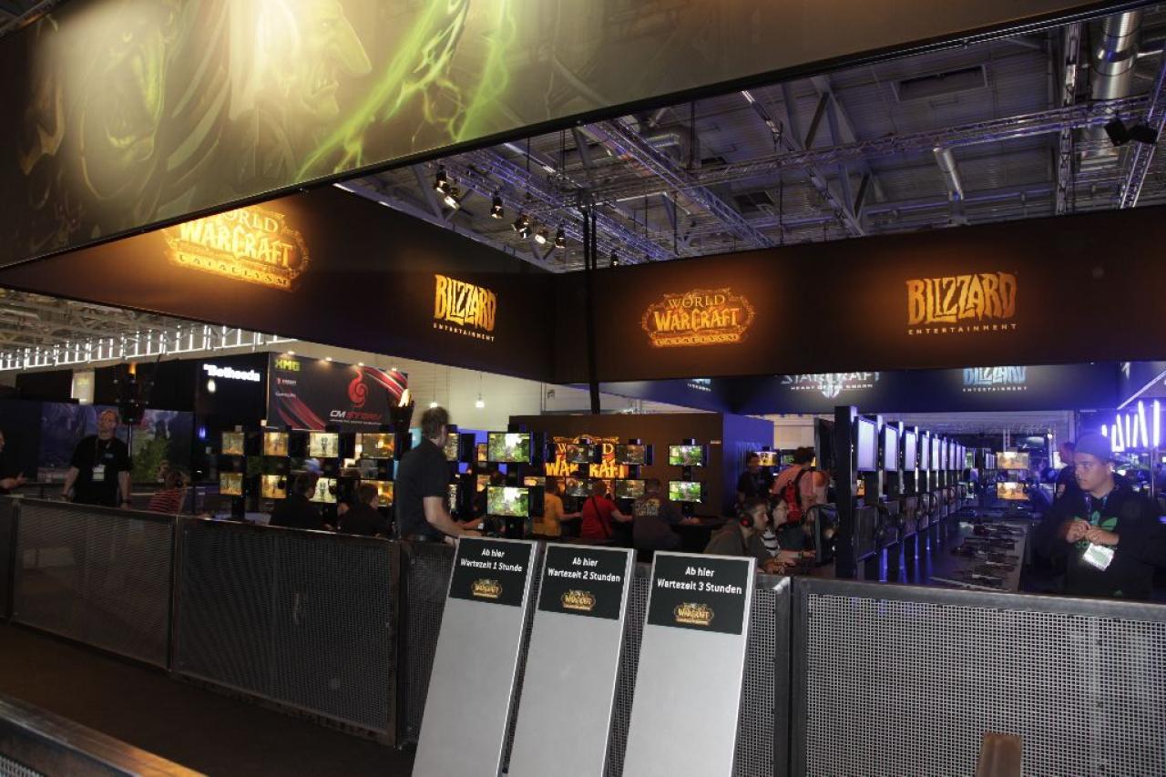 [17/08/2011] Gamescom 2011: Neue Impressionen aus den Hallen plus Booth Babes (4)