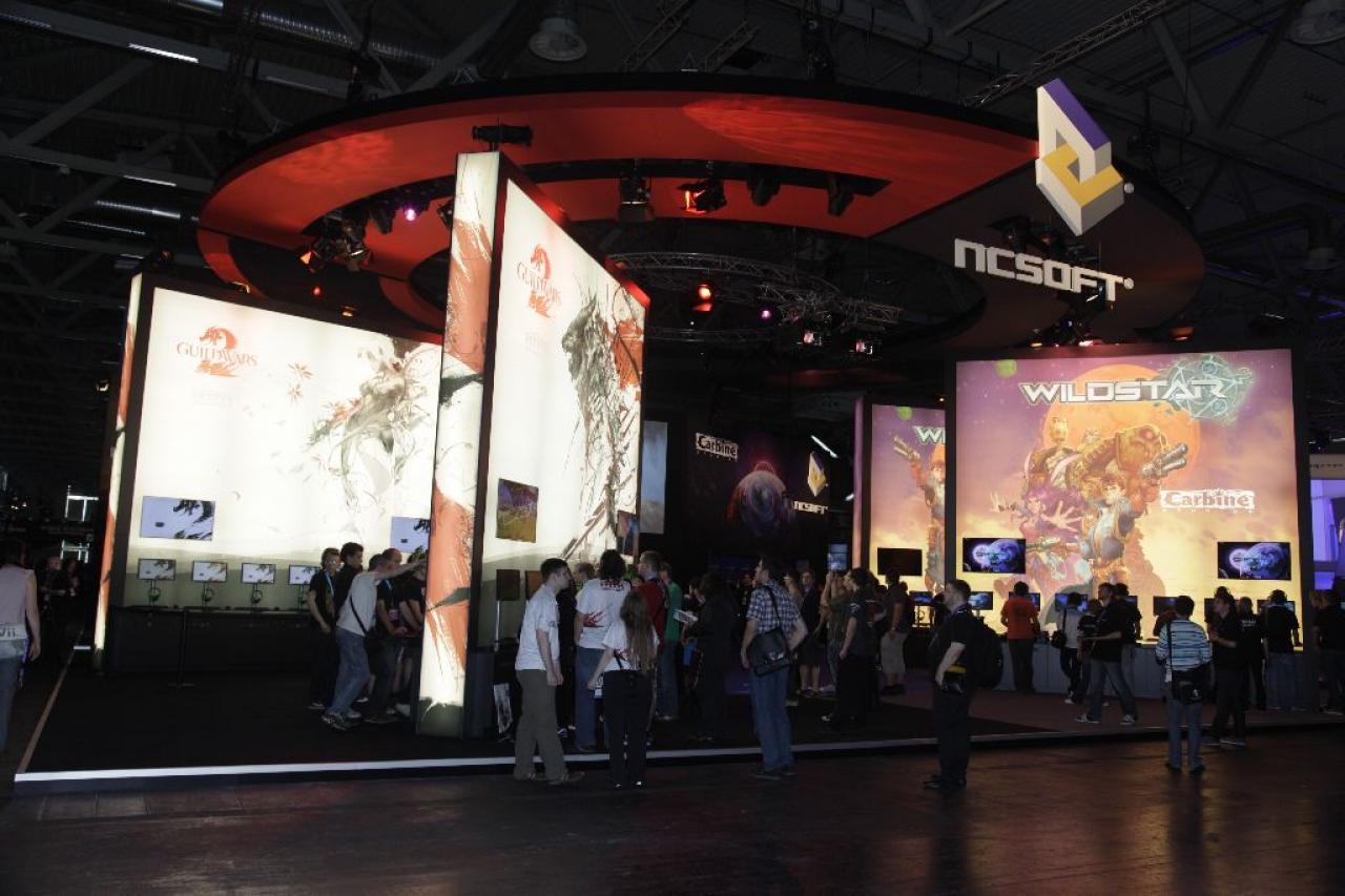 [17/08/2011] Gamescom 2011: Neue Impressionen aus den Hallen plus Booth Babes (16)
