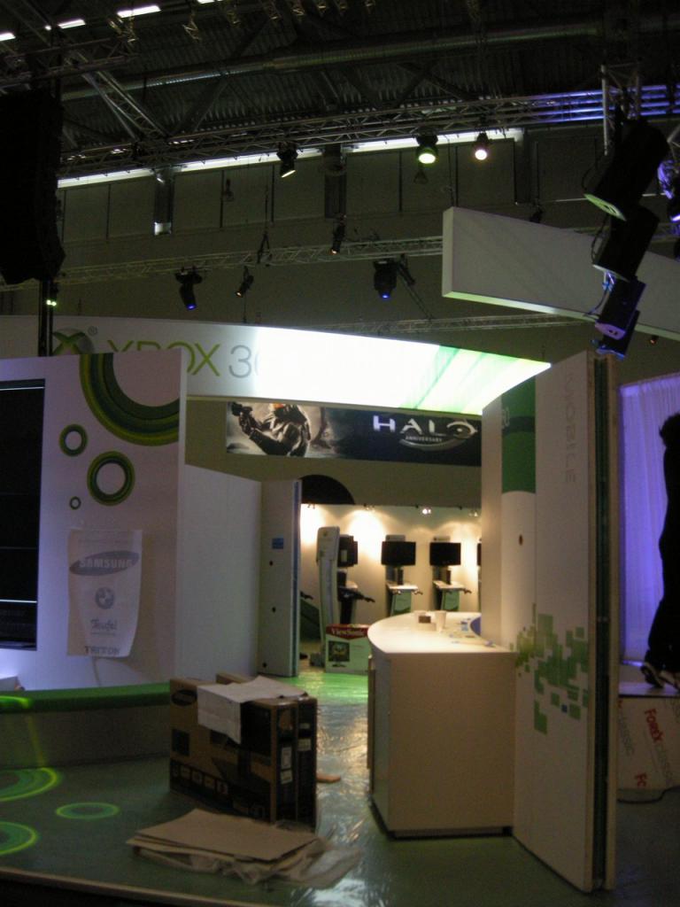 [15/08/2011] Gamescom 2011 am Montag: Battlefield 3 in Überlebensgröße, fette Fledermäuse und mehr (19)