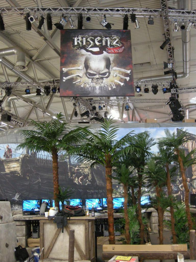[15/08/2011] Gamescom 2011: Die erste Messedamen (23)