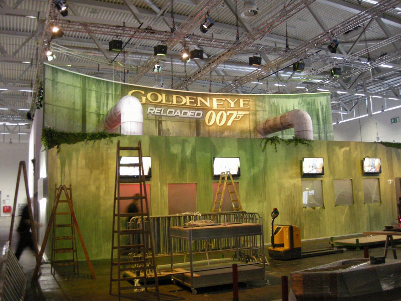 [15/08/2011] Gamescom 2011: Die erste Messedamen (26)