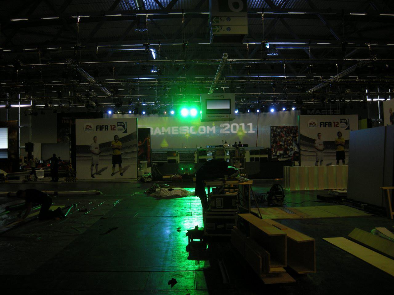 [15/08/2011] Gamescom 2011: Die erste Messedamen (48)