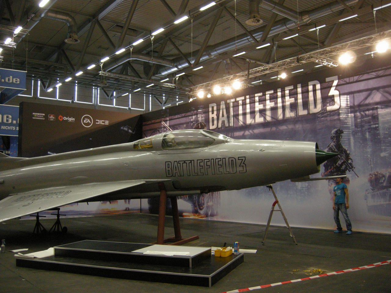 [15/08/2011] Gamescom 2011: Die erste Messedamen (15)