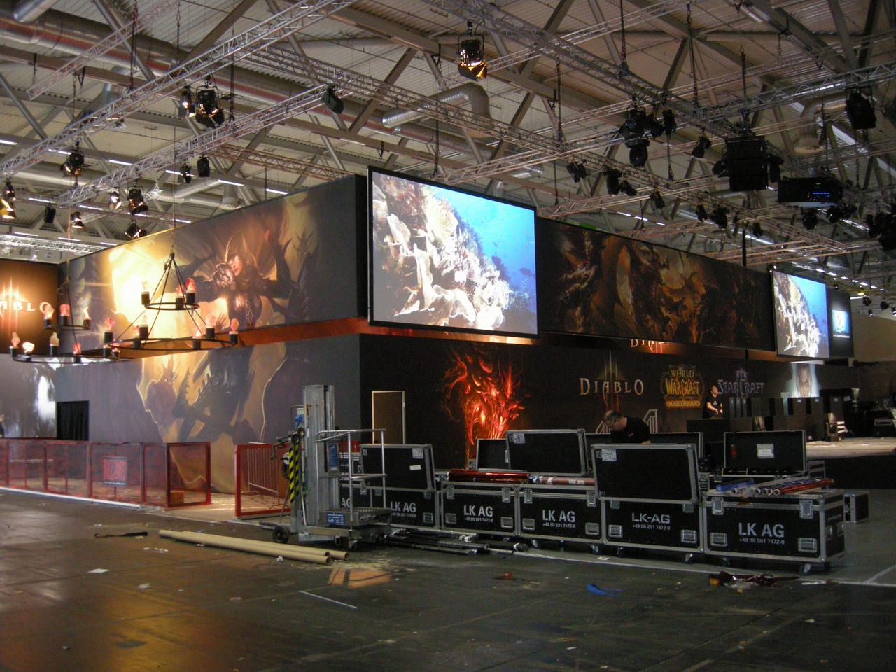 [15/08/2011] Gamescom 2011: Die erste Messedamen (54)