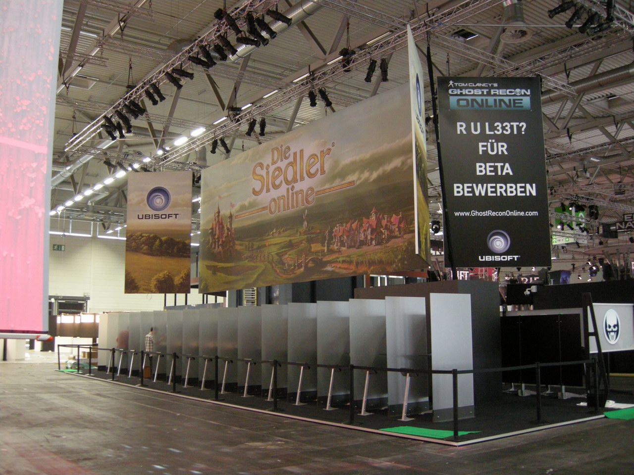 [15/08/2011] Gamescom 2011: Die erste Messedamen (73)