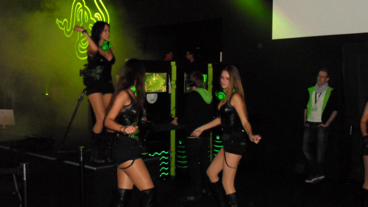 [17/08/2011] Gamescom 2011 weitere Babes 11117