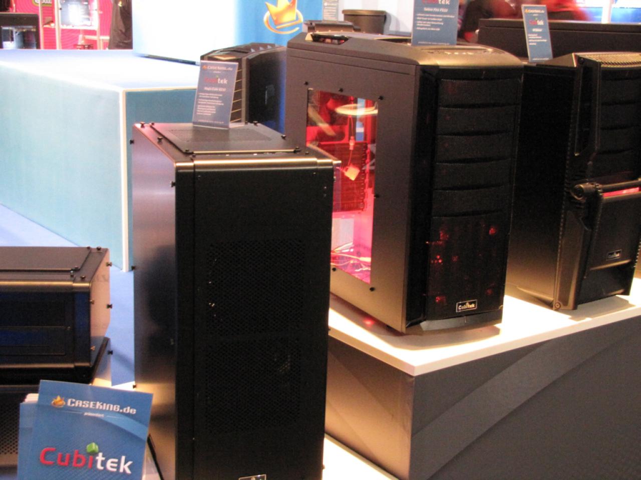 [17/08/2011] Gamescom Cubitek Gehaeuse 7413