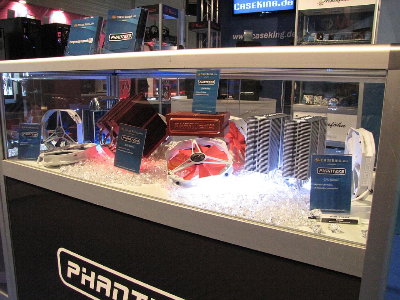 [17/08/2011] Gamescom Phanteks CPU Kuehler 7436