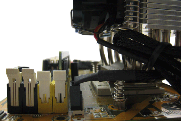 [19/08/2011] Gelid GX-7 mit sieben Heatpipes und berührungsfreiem Nanoflux-Lager (9)