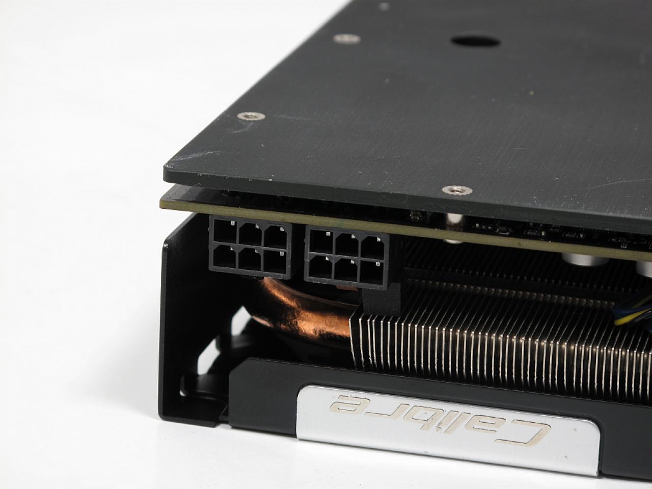 [10/08/2011] Neu im PCGH-Testlabor: Sparkle Calibre X560 Ti DF (5)