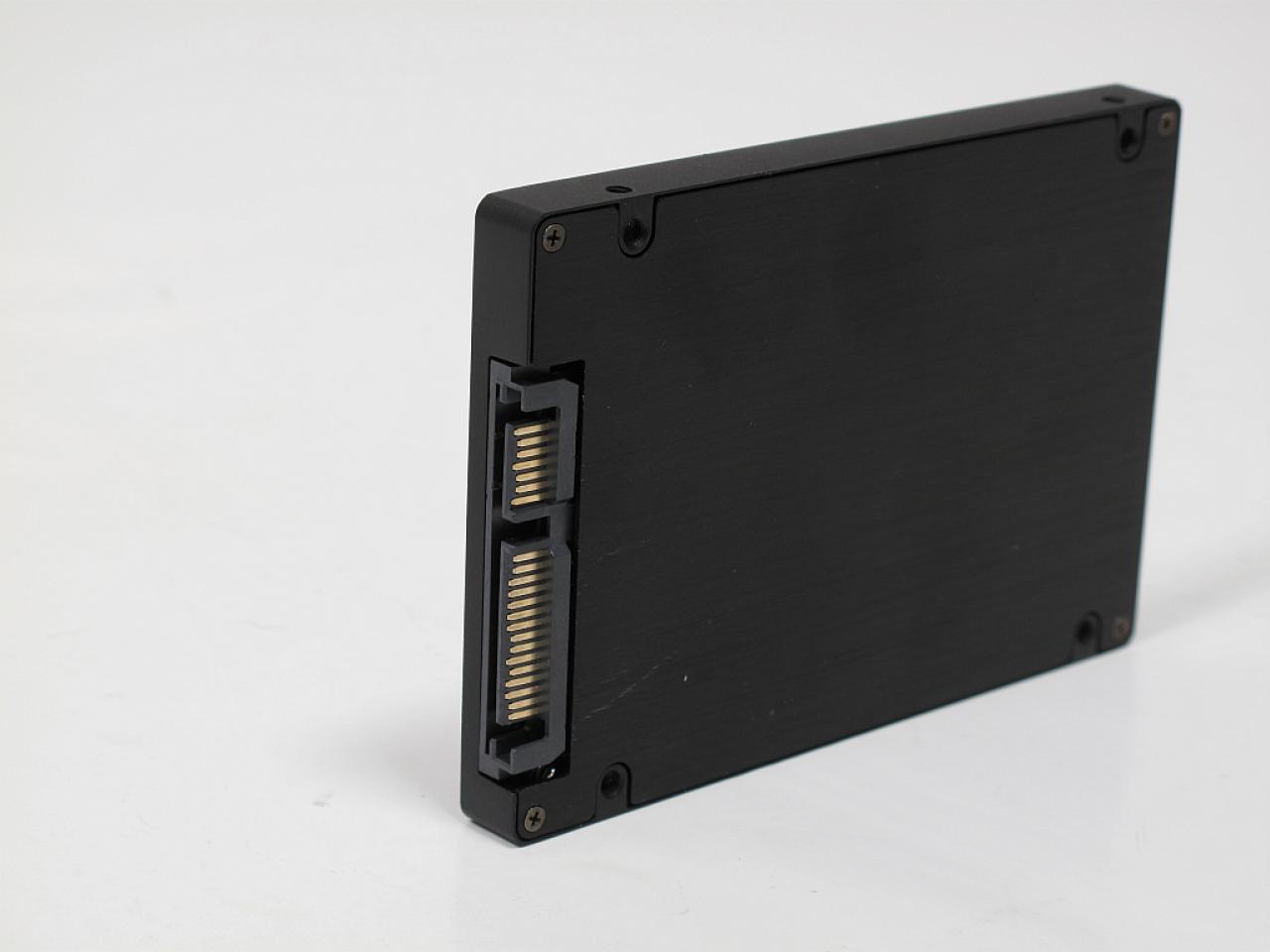 [10/08/2011] Neu im Testlabor: Neue SSDs von Corsair und Kingston (4)