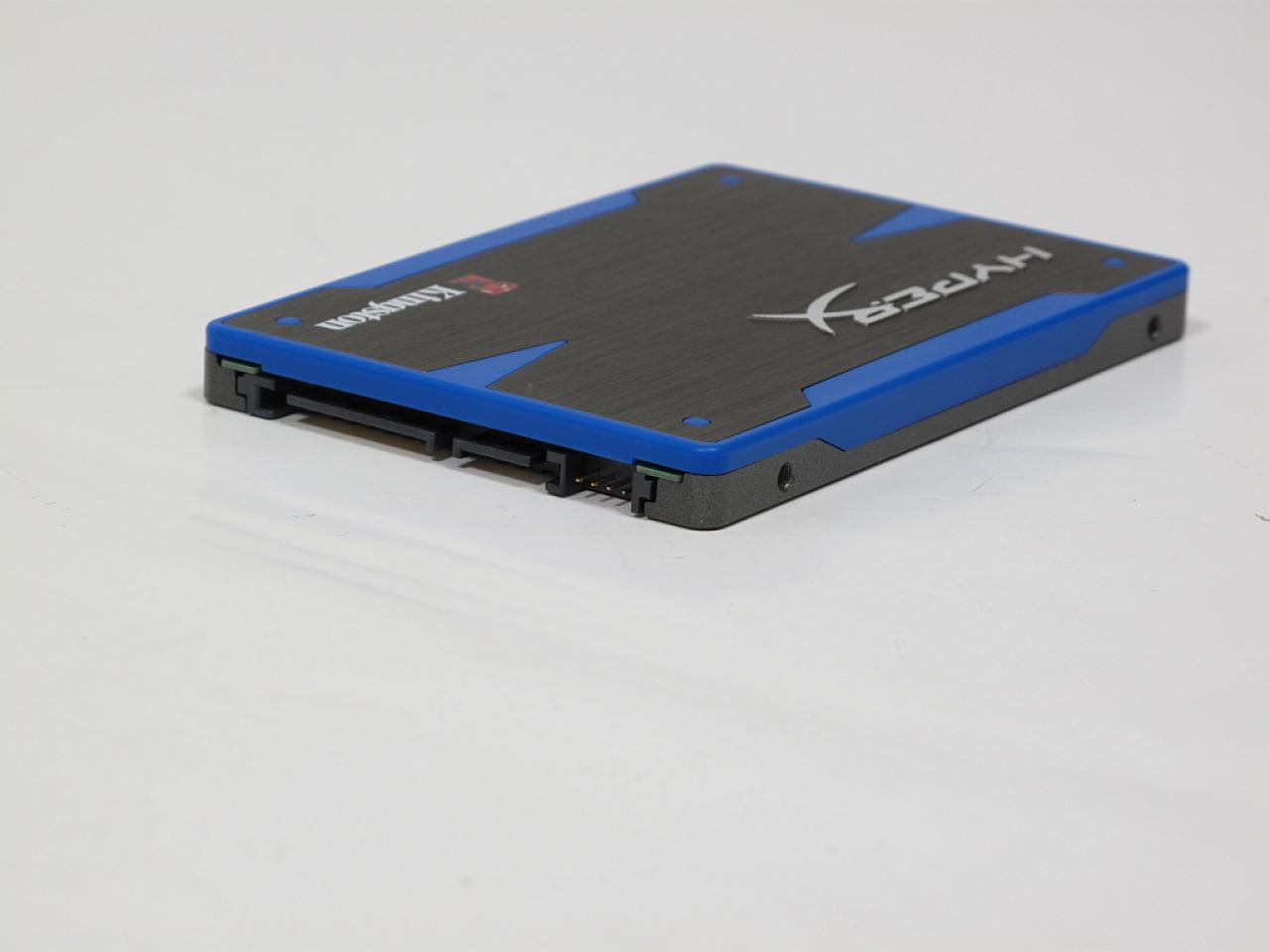 [10/08/2011] Neu im Testlabor: Neue SSDs von Corsair und Kingston (6)