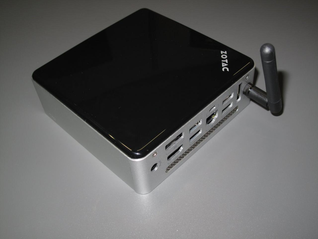 [20/08/2011] Mini-ITX-Llano-Board von Zotac (7)
