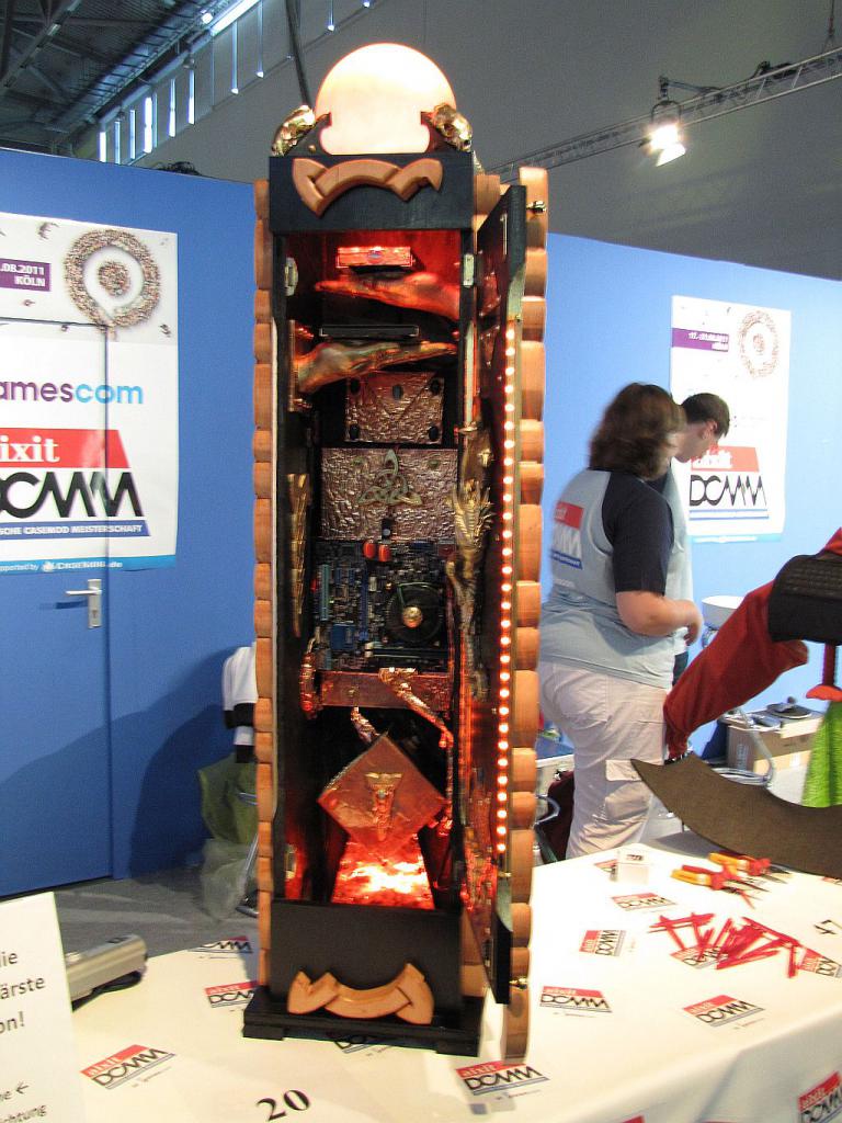 [21/08/2011] Casemodd-Contest auf der Gamescom: Die fertigen Projekte (64)