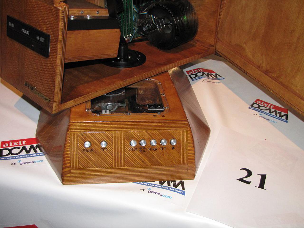 [21/08/2011] Casemodd-Contest auf der Gamescom: Die fertigen Projekte (70)