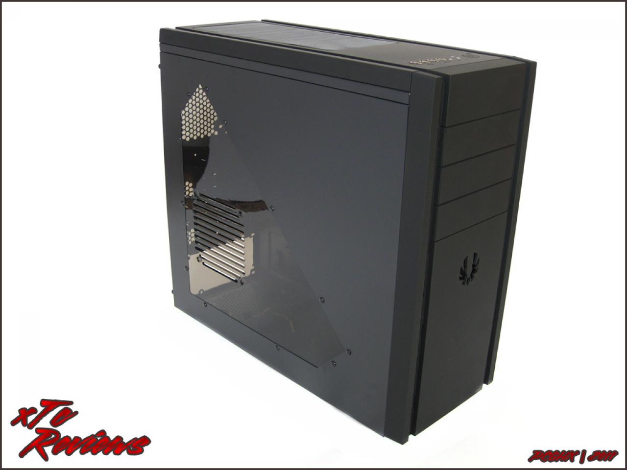 [27/08/2011] Bitfenix Shinobi Core im PCGHX-Test: Frei wählbares Design des Casemodder-Gehäuses (1)