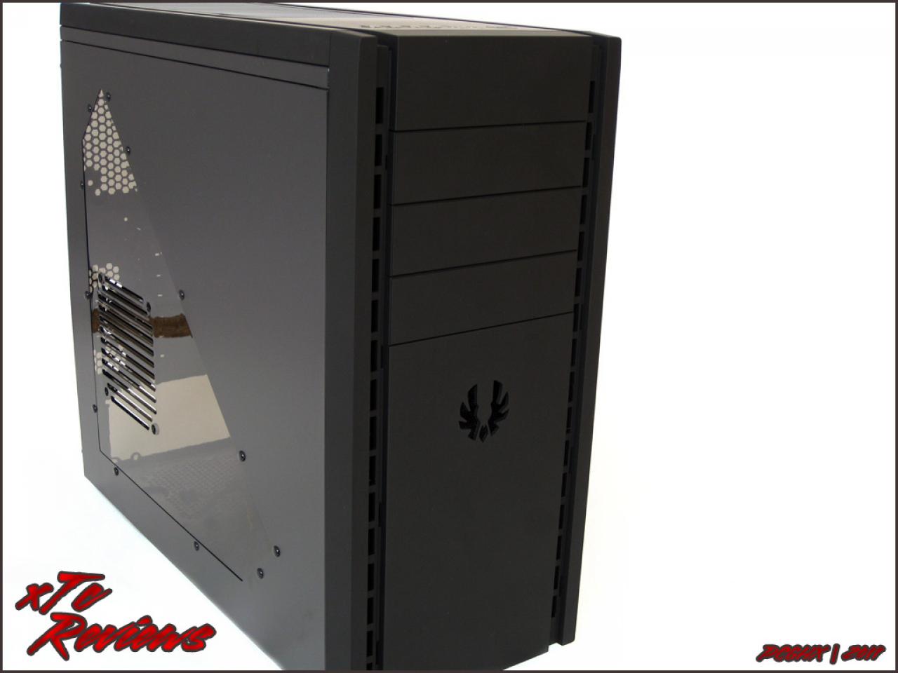 [27/08/2011] Bitfenix Shinobi Core im PCGHX-Test: Frei wählbares Design des Casemodder-Gehäuses (3)