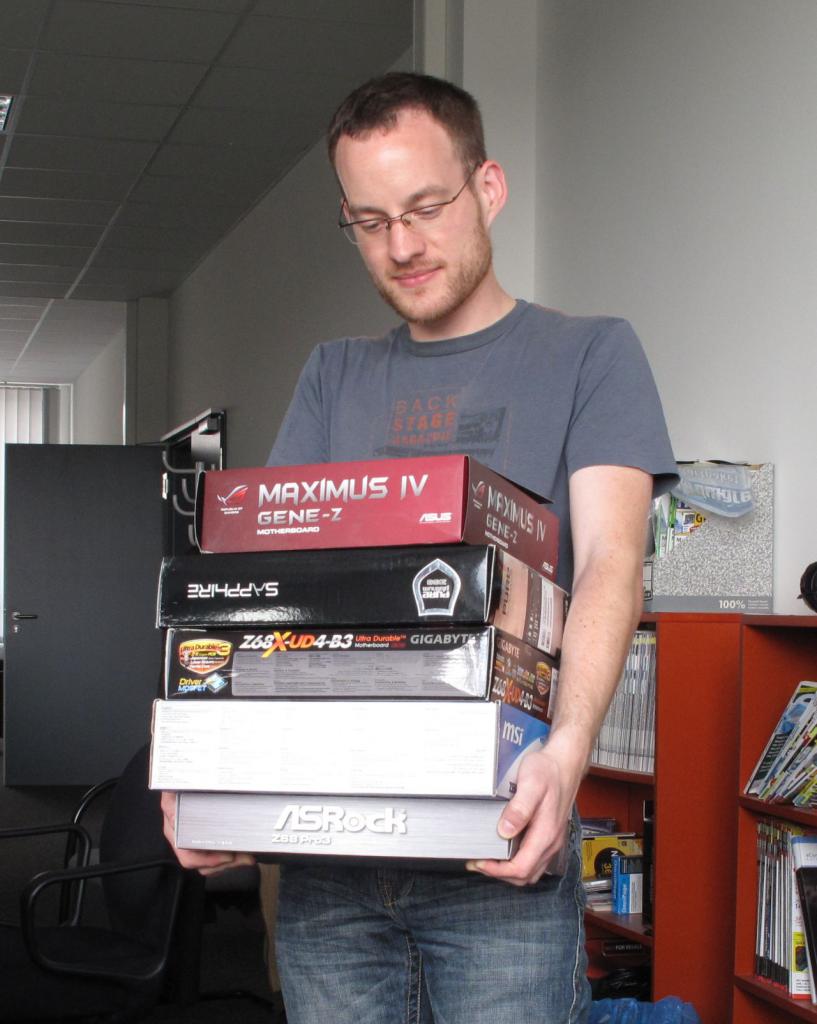 [12/08/2011] Daniel Möllendorf fragt sich, ob es zuerst Z68-Mainboards oder ...