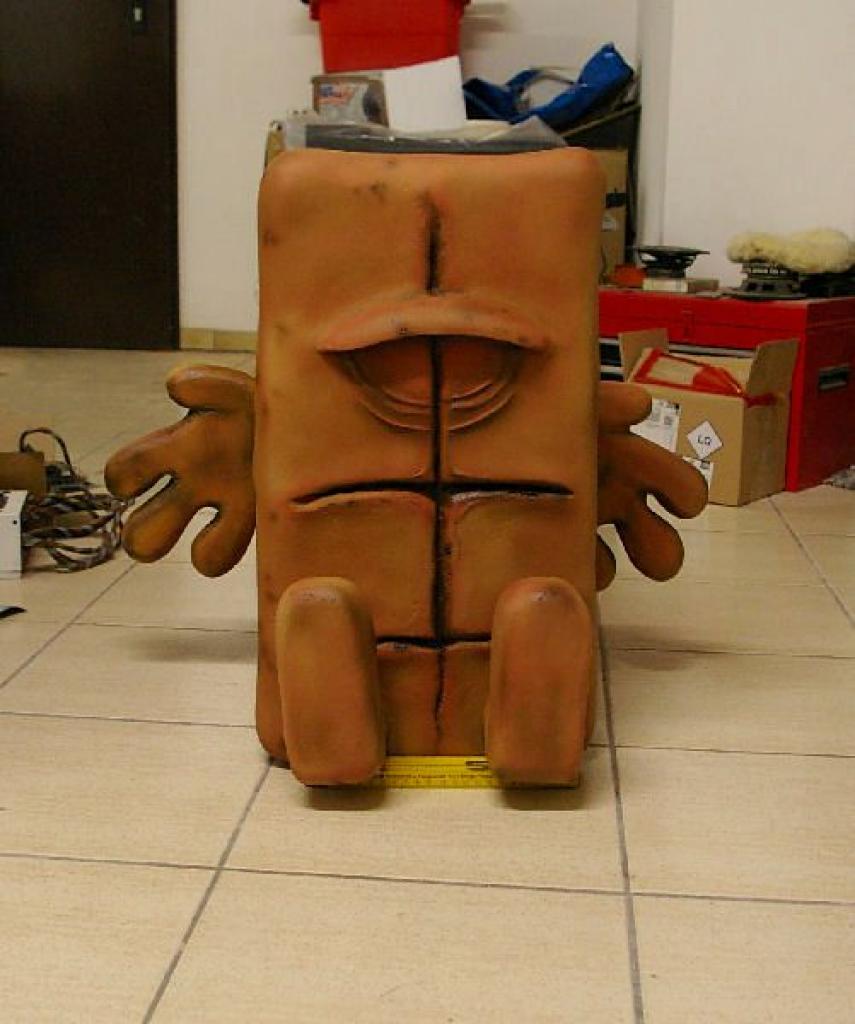 [05/08/2011] Der wohl rechenstärkste Brotkasten der Welt: Wenn das Gehäuse wie ein TV-Star aussieht (31)