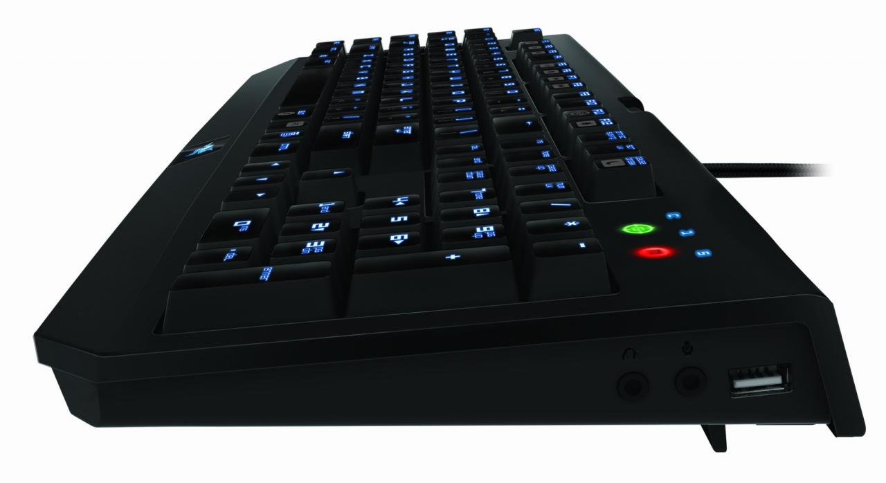 [30/08/2011] Razer BlackWidow Ultimate Stealth Edition (5)