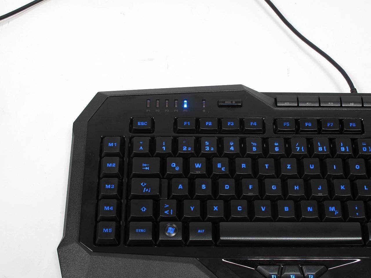 [29/08/2011] Roccat Isku Iluminated Gaming Keyboard: Makromonster im Test (3)