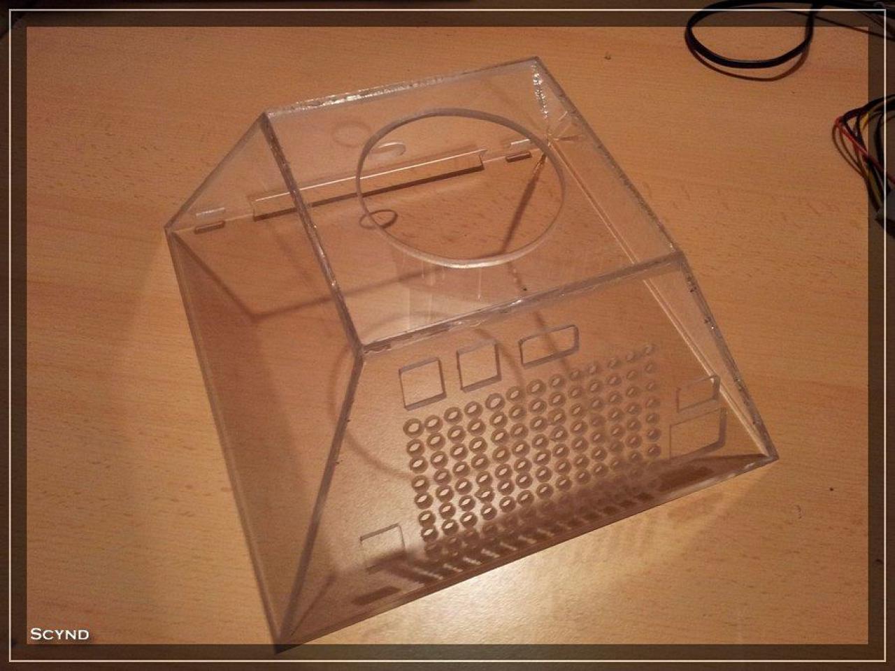 [19/08/2011] The Black Sphere: Die kugelrunde Acrylglas-Casecon (56)