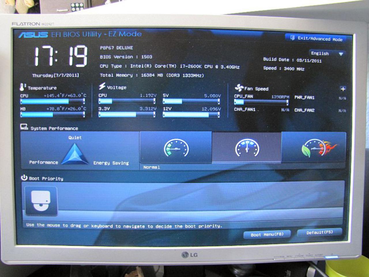 [19/08/2011] Update mit Nvidia-Logo aus Metall (23)