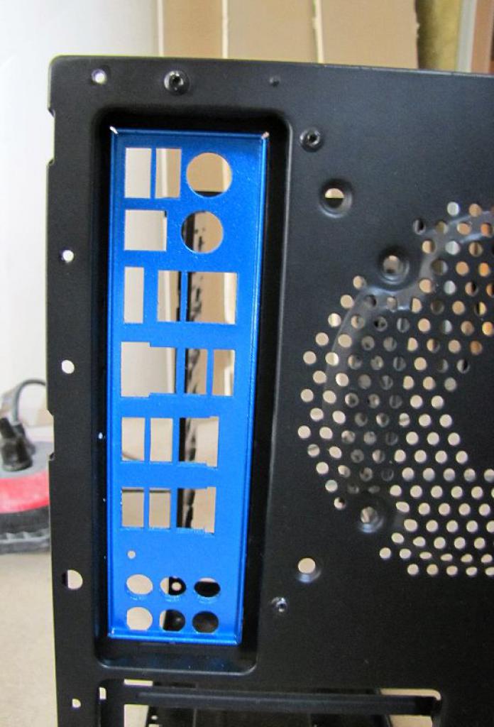 [19/08/2011] Update mit Nvidia-Logo aus Metall (34)