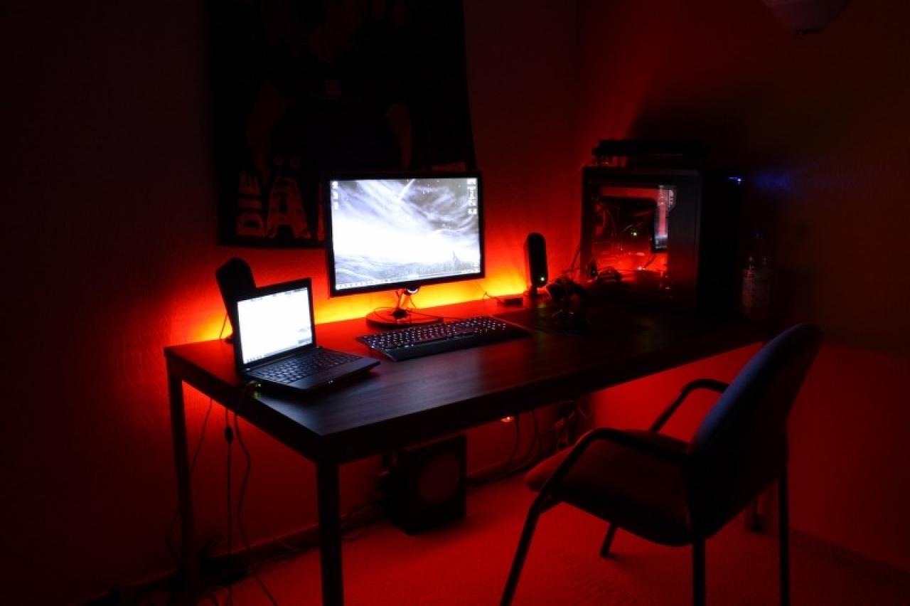 [14/09/2011] Die Schreibtisch der PCGHX-Community: Update vom 15.9. (15)