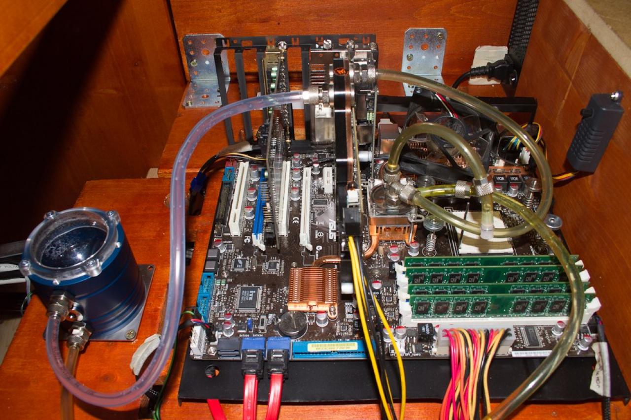 [14/09/2011] Desktop Deluxe: Mini-Update mit Chaos und Innenansichten (2)