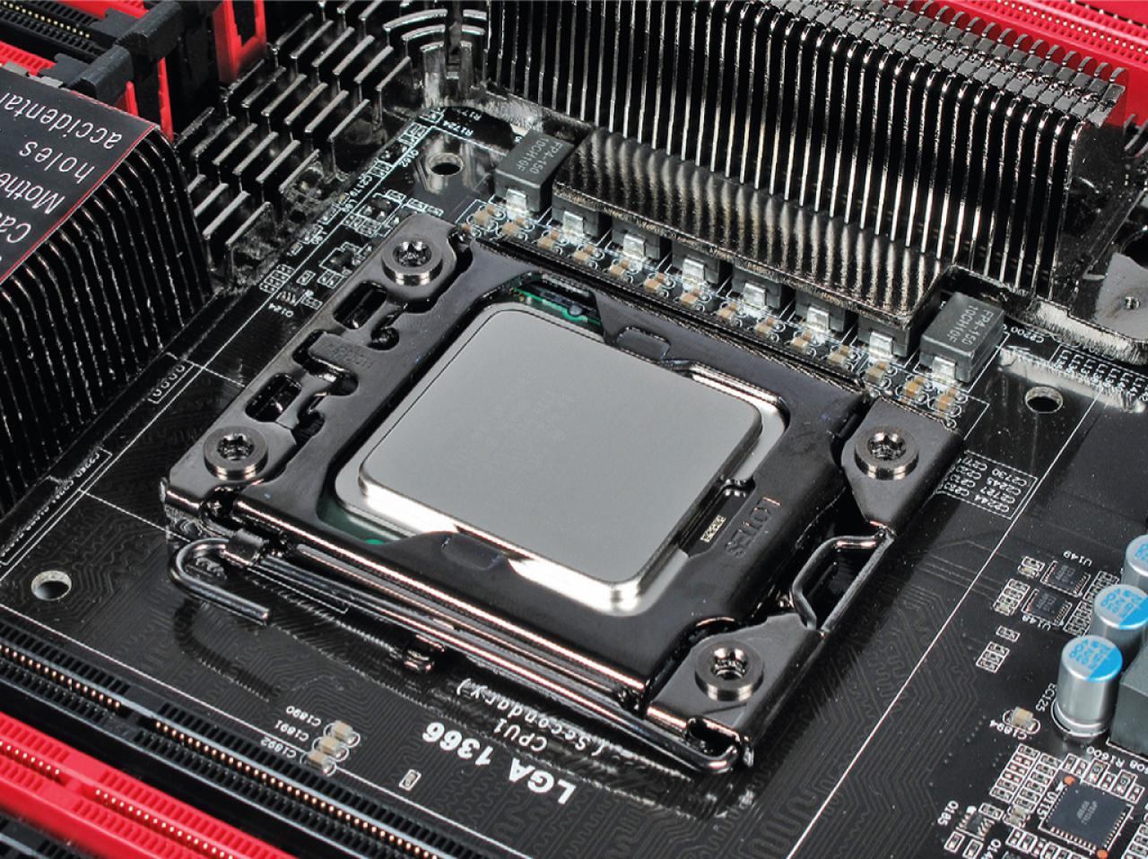 [28/09/2011] Geheimtipp Profi-CPUs: Abseits der typischen Desktop-Sockel AM3(+) und 1155 bieten AMD und Intel weitere Plattformen an, die in erster Linie für Server gedacht sind. Wir zeigen Profi-CPUs, die sich für Spieler lohnen.