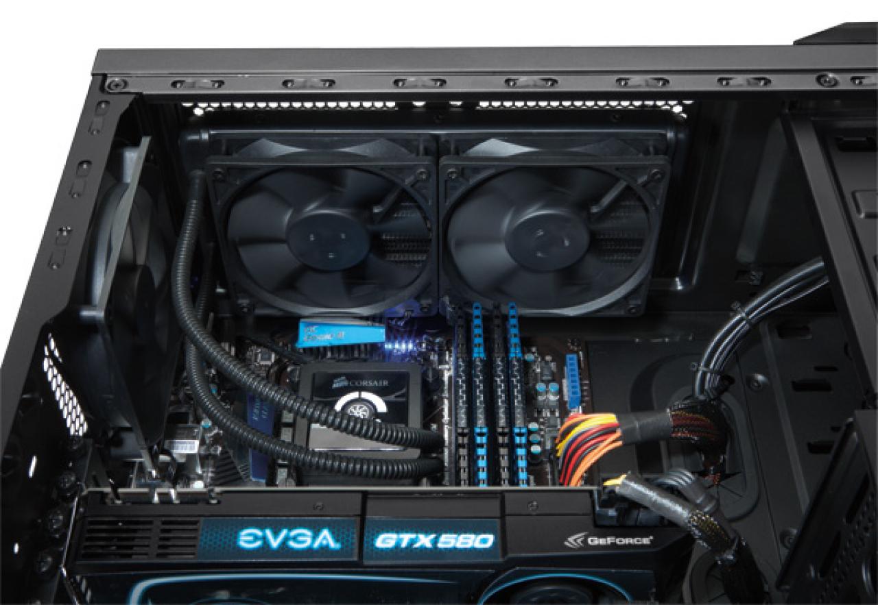 [08/09/2011] Neues Corsair-Gehäuse Carbide 400R (17)