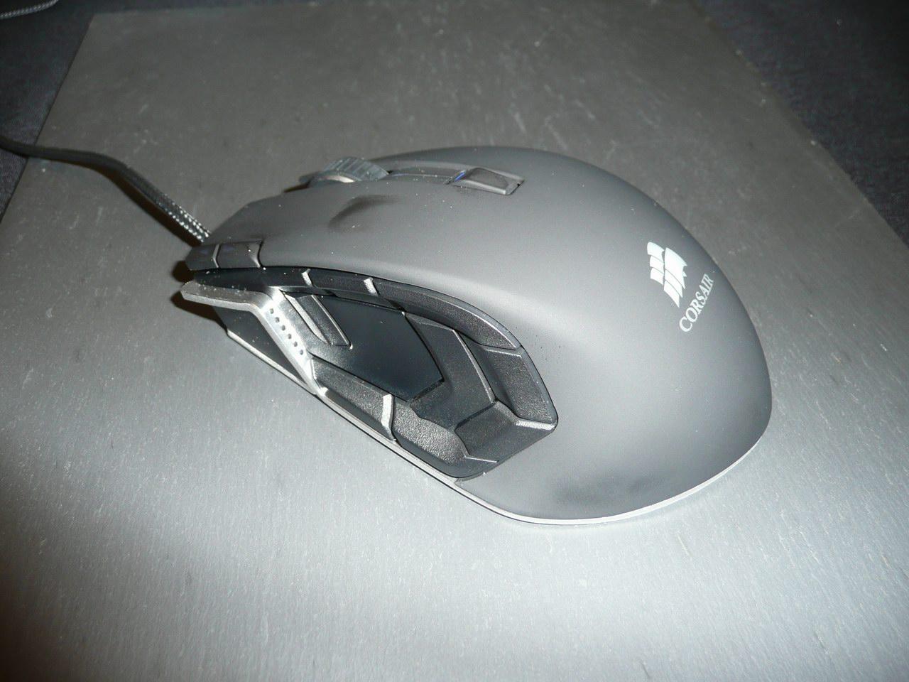 [19/09/2011] Corsair Vengeance M90 