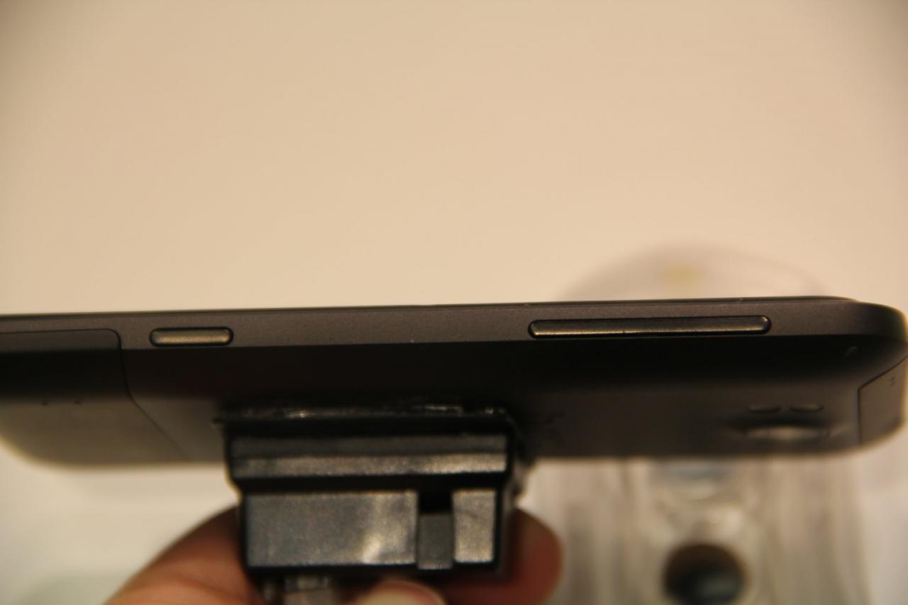 [05/09/2011] HTC Titan