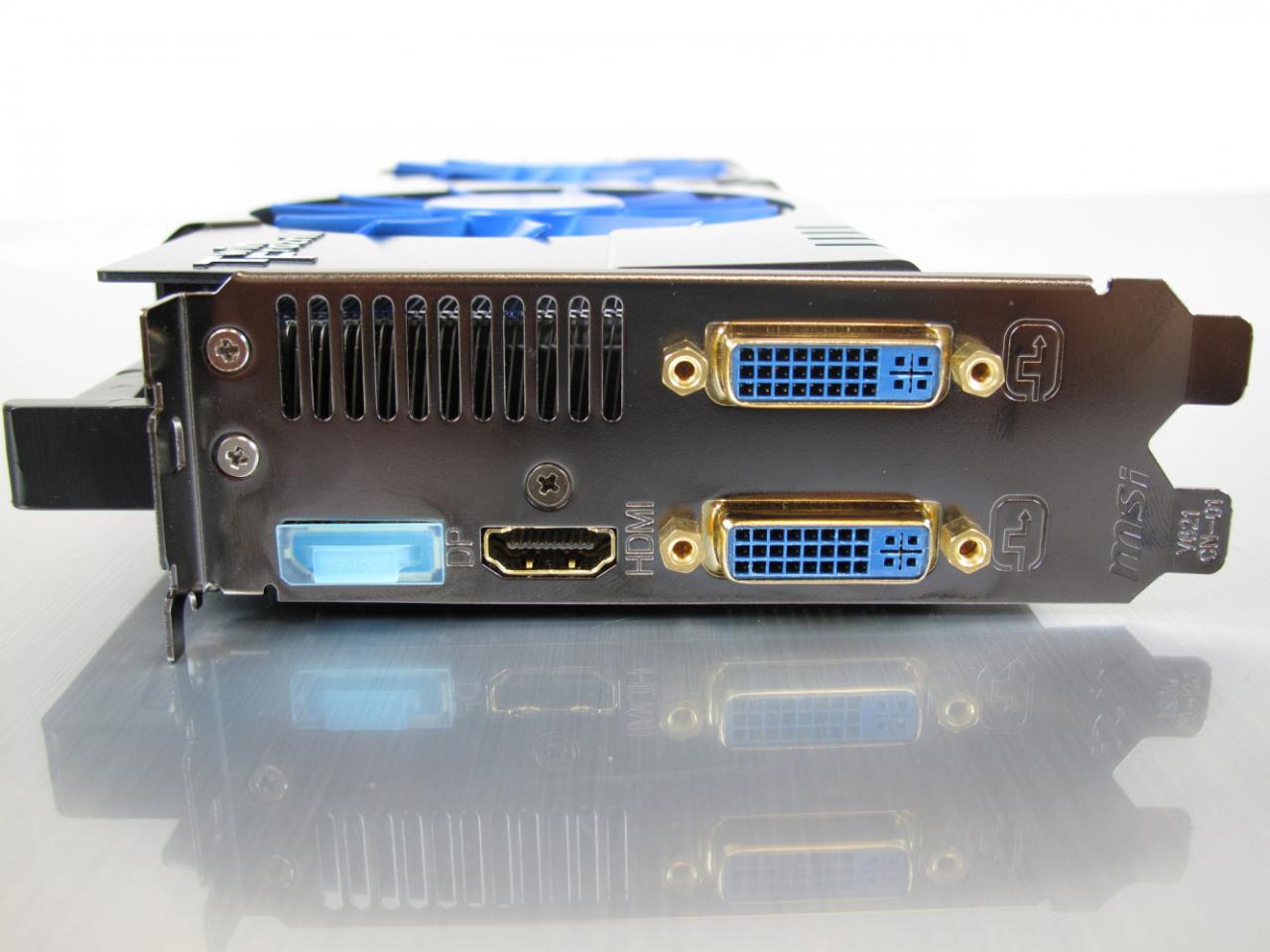 [23/09/2011] MSI N580GTX Lightning Xtreme Edition (10)