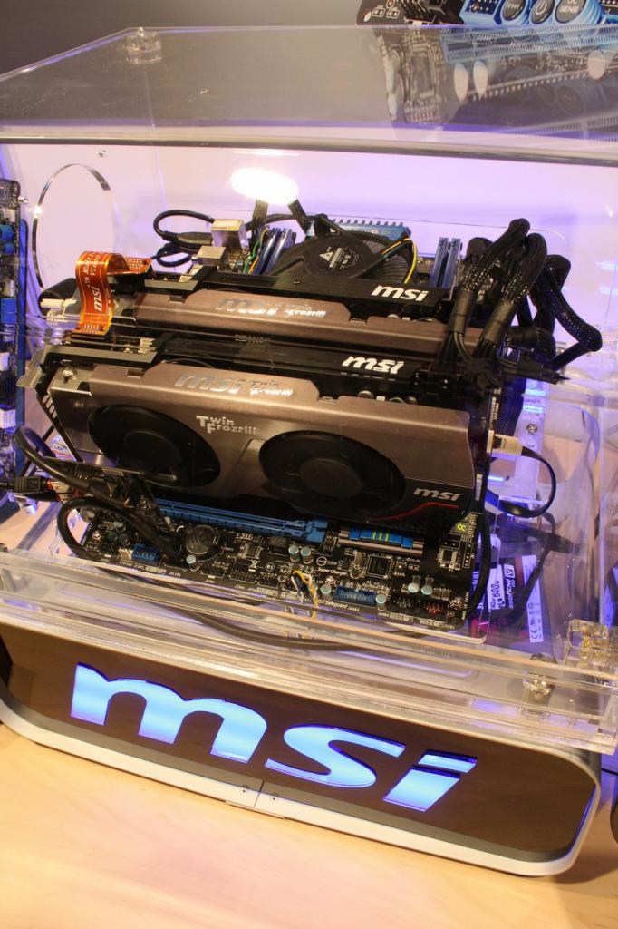 [14/09/2011] MSI mit drei X79-Mainboards für Sandy Bridge E auf dem IDF (14)