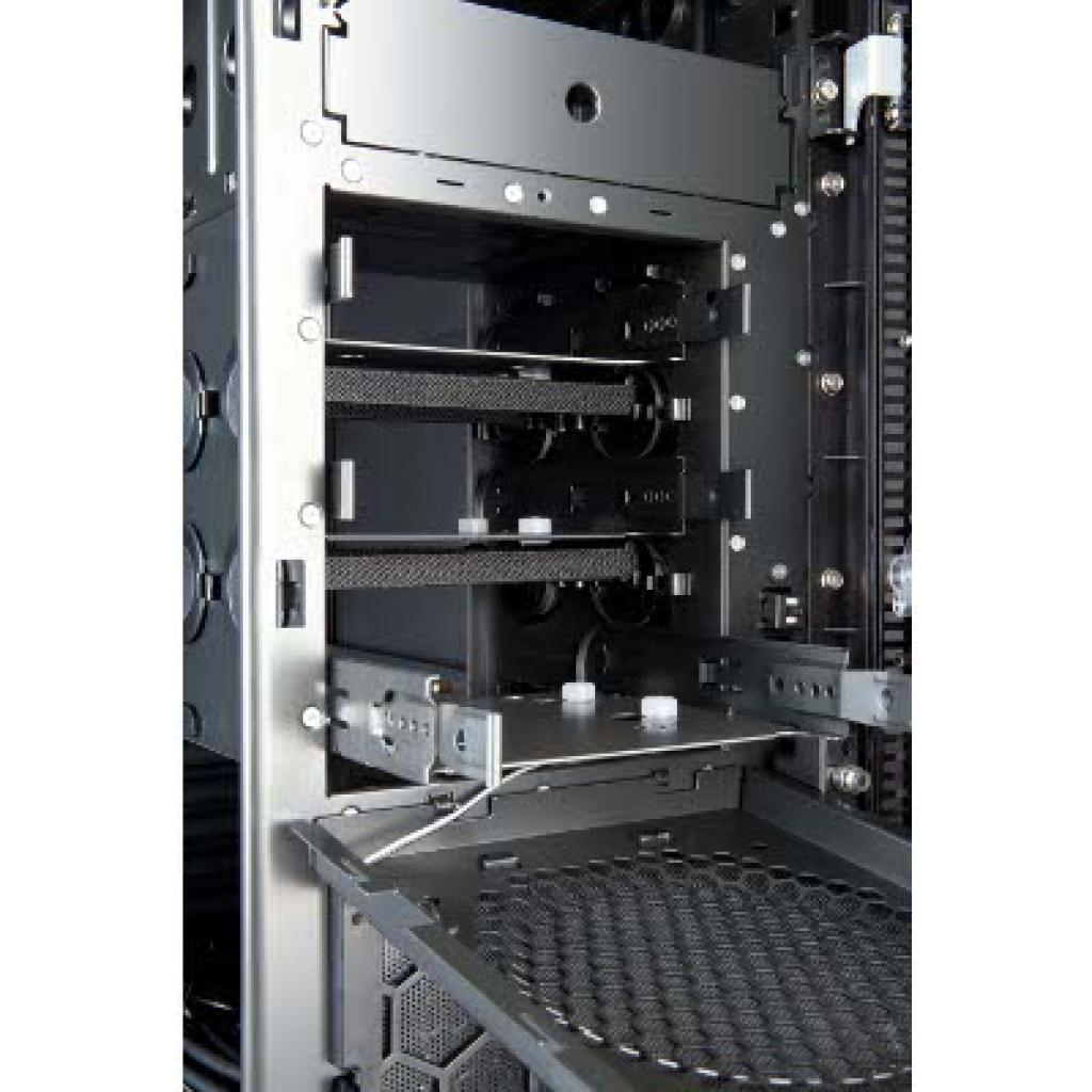 [08/09/2011] Antec veröffentlicht Solo-II-Gehäuse (4)