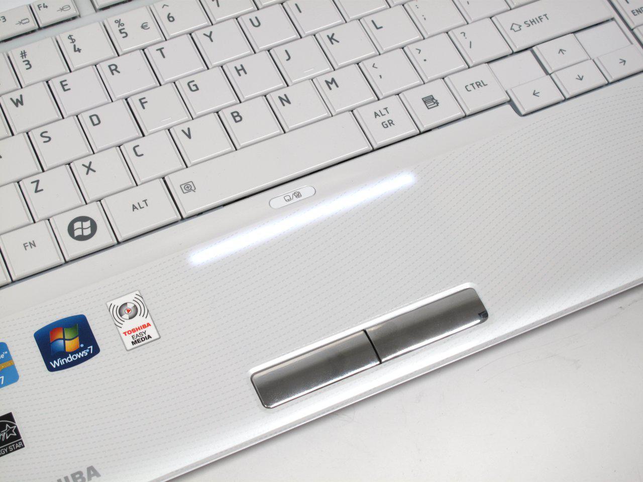 [02/09/2011] Toshiba Qosmio F750-10L (6)