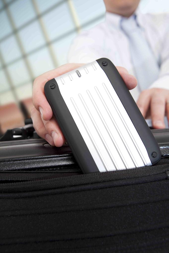 [03/09/2011] Die robuste externe USB-3.0-Festplatte mit dem grünen Knopf - Verbatim Store 'n' Go Traveller (5)