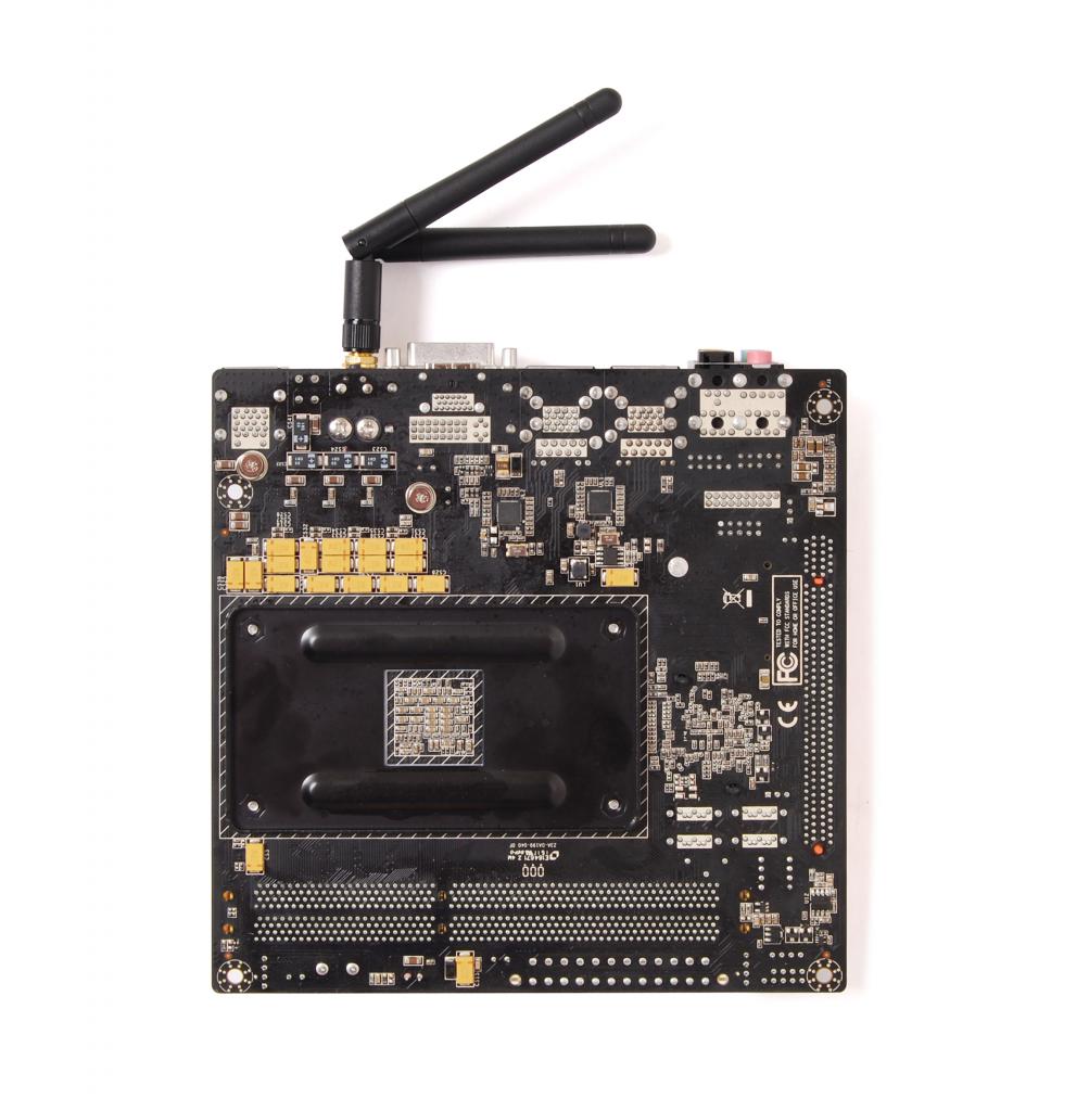 [23/09/2011] Zotac schickt das A75-ITX WiFi für AMDs Llano-APUs in den Handel (2)