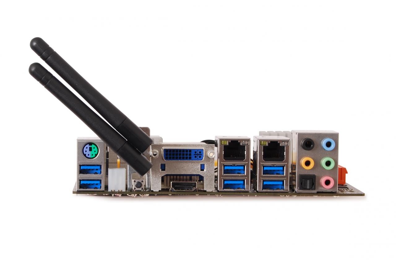 [23/09/2011] Zotac schickt das A75-ITX WiFi für AMDs Llano-APUs in den Handel (3)