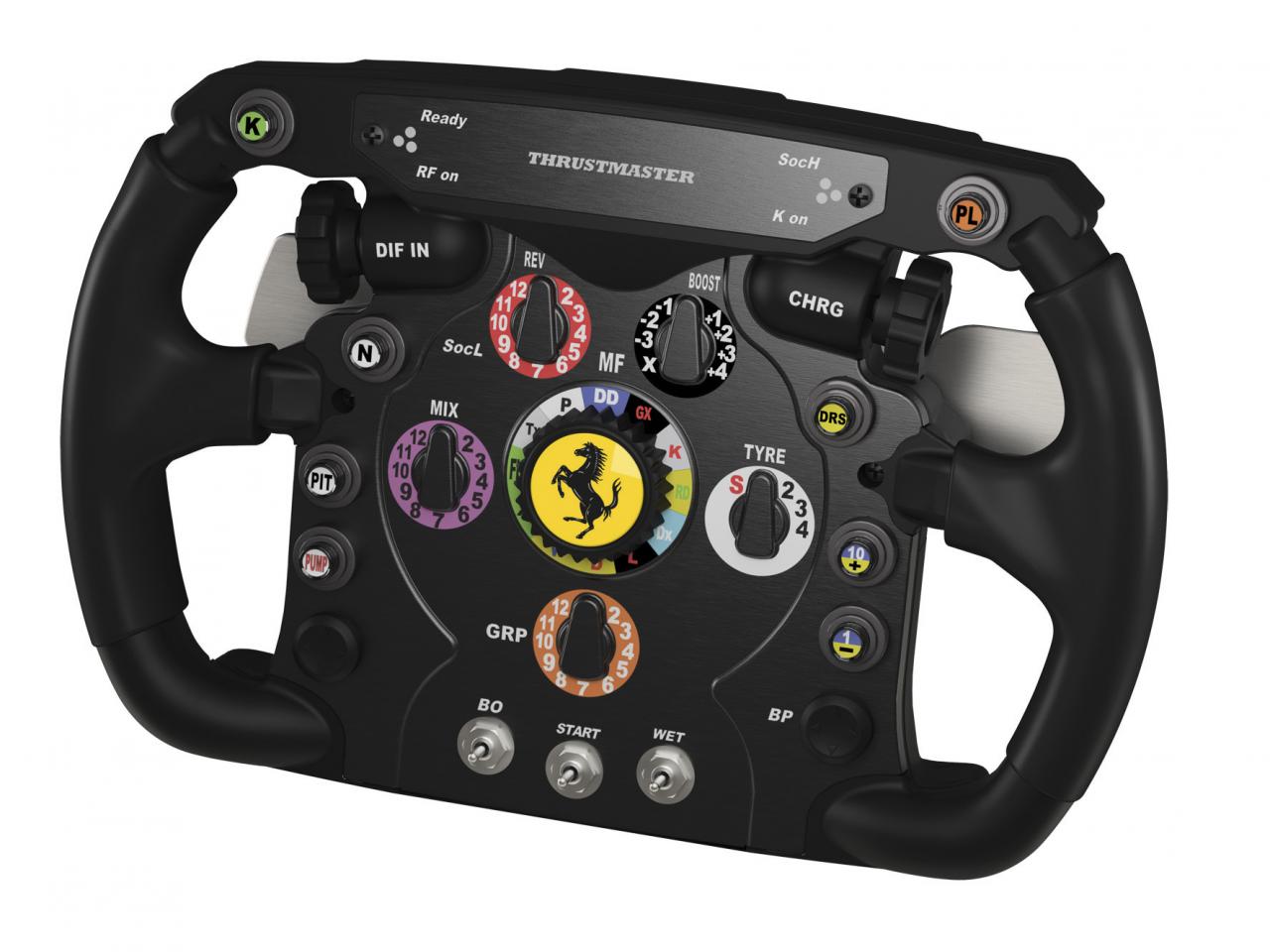 [19/09/2011] Thrustmaster: Racing-Lenkrad im Ferrari-Design für 600 Euro veröffentlicht (3)