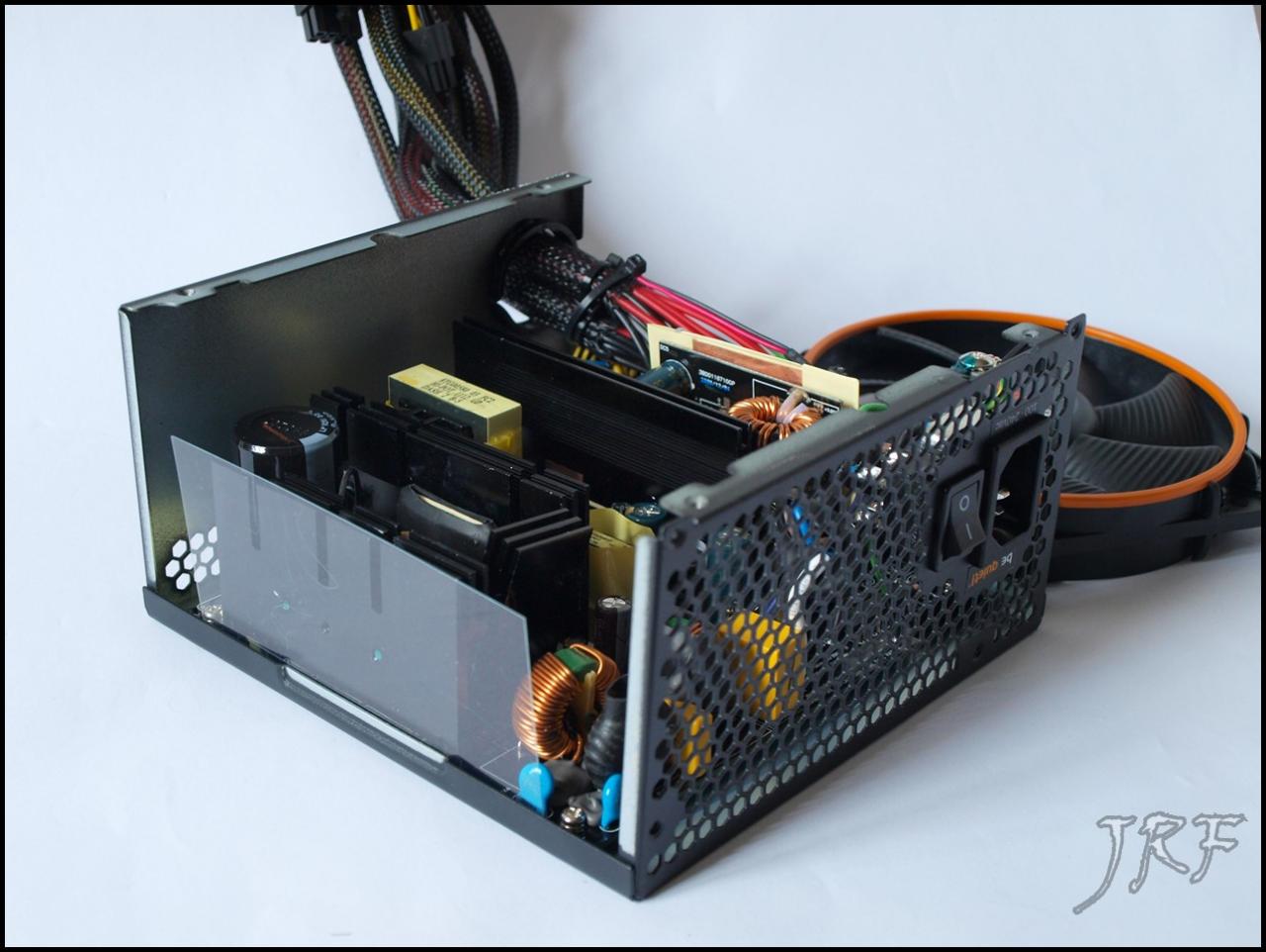 [22/09/2011] [Review] be quiet! Straight Power E8 400W by Jarafi (3)